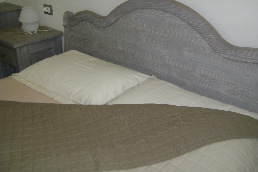Affittacamere Rubino Guest House Ponte nell'Alpi Ngoại thất bức ảnh