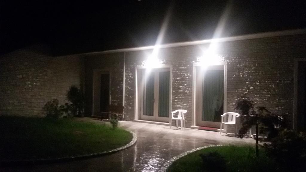 Affittacamere Rubino Guest House Ponte nell'Alpi Ngoại thất bức ảnh