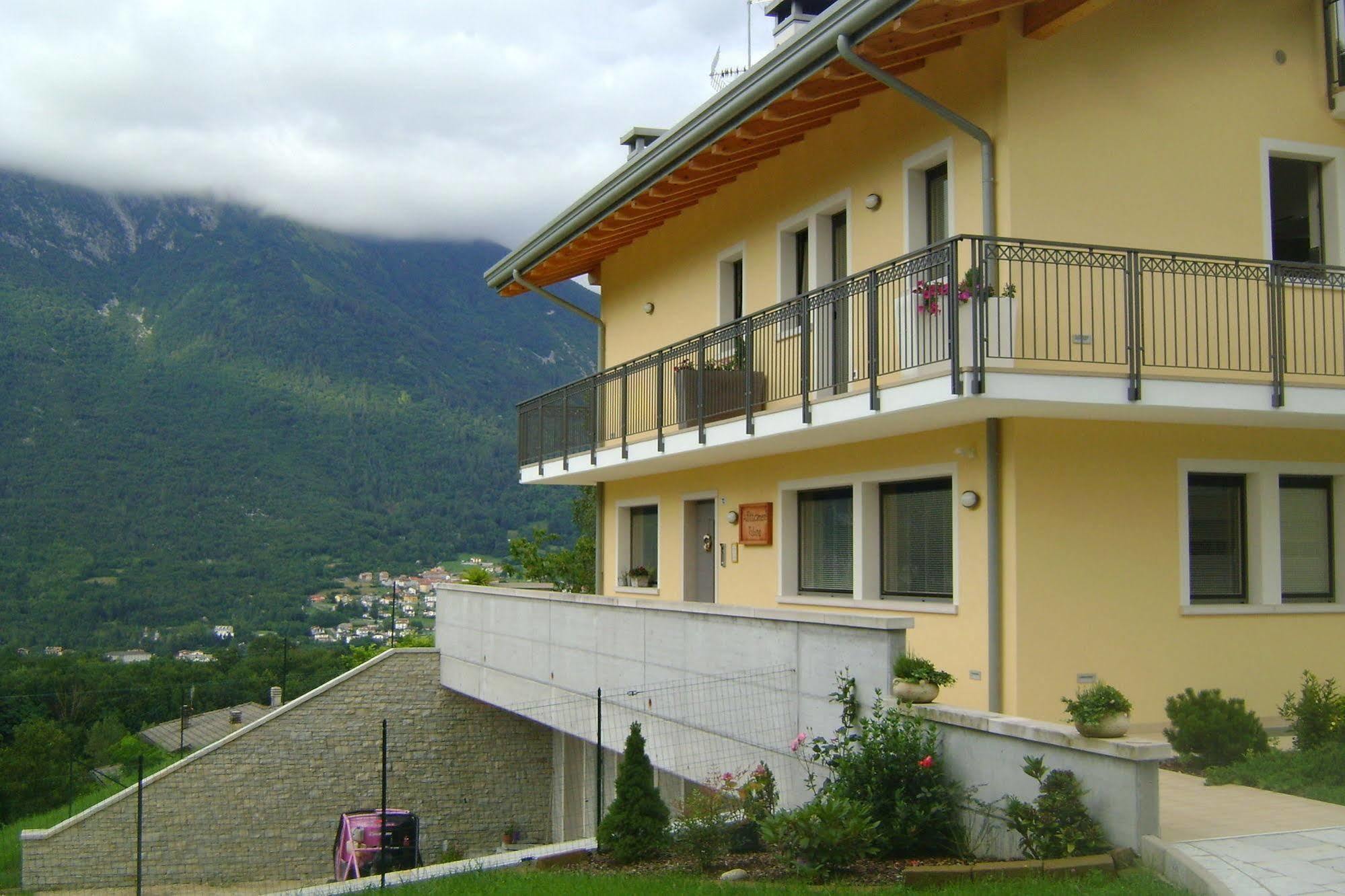 Affittacamere Rubino Guest House Ponte nell'Alpi Ngoại thất bức ảnh