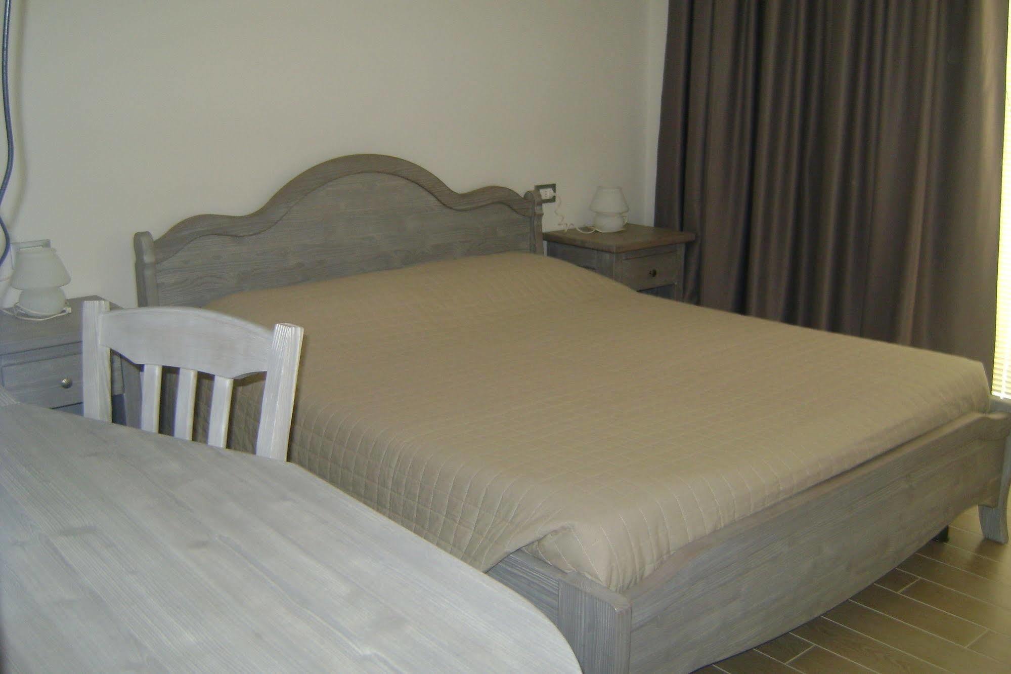 Affittacamere Rubino Guest House Ponte nell'Alpi Ngoại thất bức ảnh