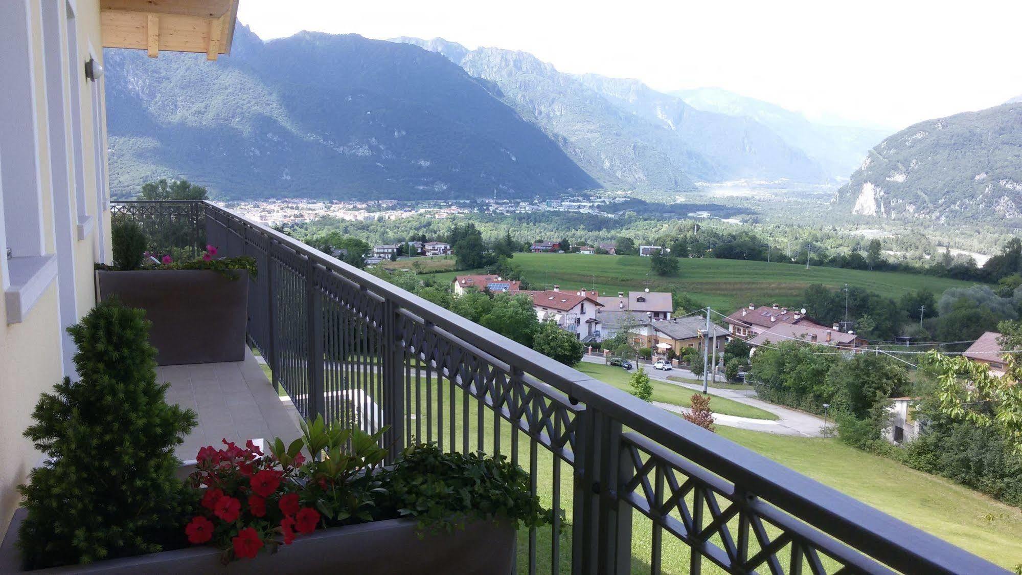 Affittacamere Rubino Guest House Ponte nell'Alpi Ngoại thất bức ảnh